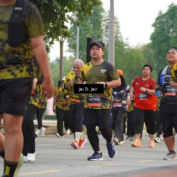 Runner Photo 6766353