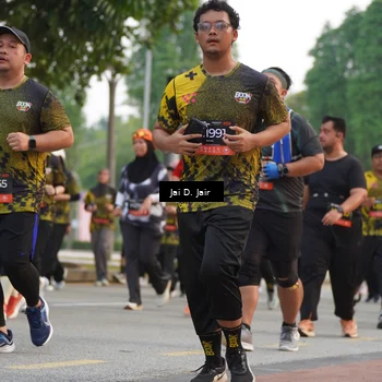 Runner Photo 6766363