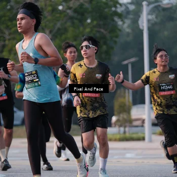 Runner Photo 6766373