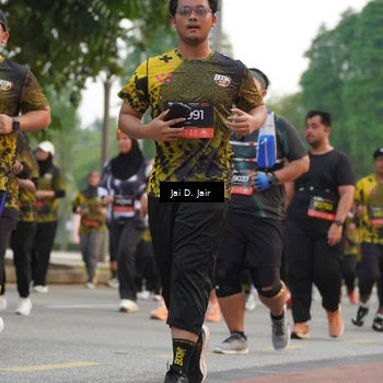 Runner Photo 6766375