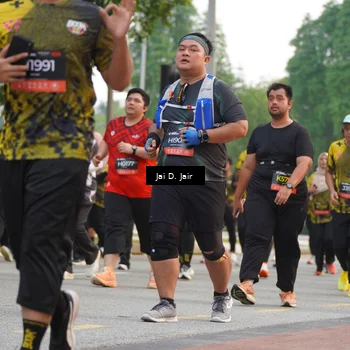 Runner Photo 6766384
