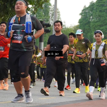 Runner Photo 6766392