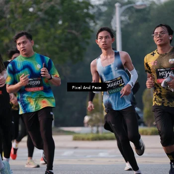 Runner Photo 6766398