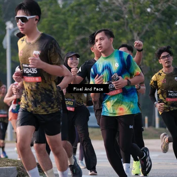 Runner Photo 6766399