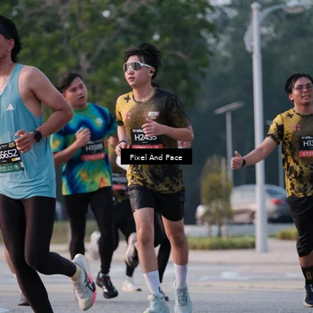 Runner Photo 6766415