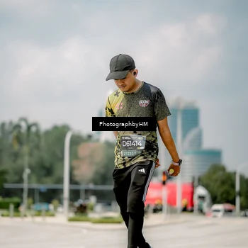 Runner Photo 6766424