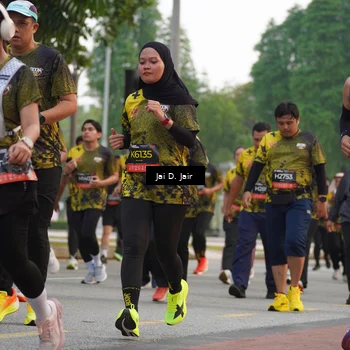 Runner Photo 6766426