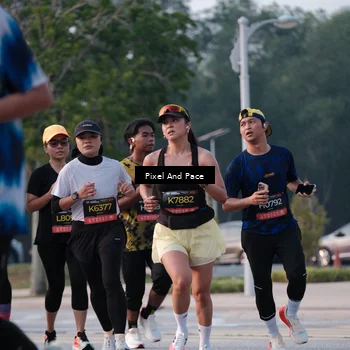 Runner Photo 6766451