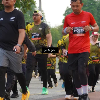 Runner Photo 6766473
