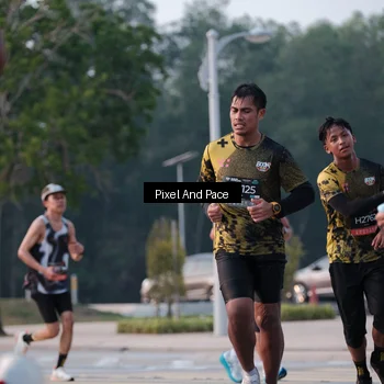 Runner Photo 6766489