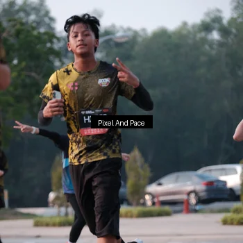 Runner Photo 6766505