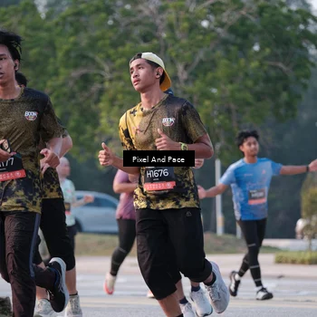 Runner Photo 6766513
