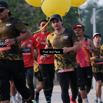 Runner Photo 6766544