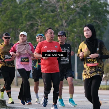 Runner Photo 6766558