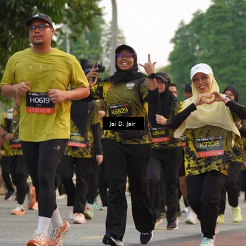 Runner Photo 6766561