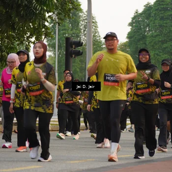 Runner Photo 6766563
