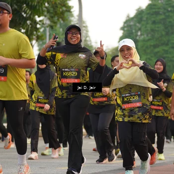 Runner Photo 6766588