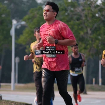 Runner Photo 6766590