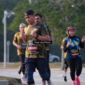 Runner Photo 6766598