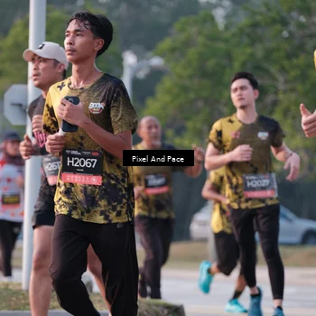 Runner Photo 6766608