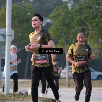 Runner Photo 6766615