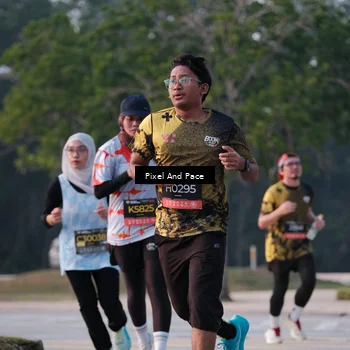 Runner Photo 6766622