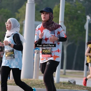 Runner Photo 6766629