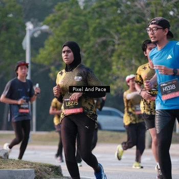Runner Photo 6766647
