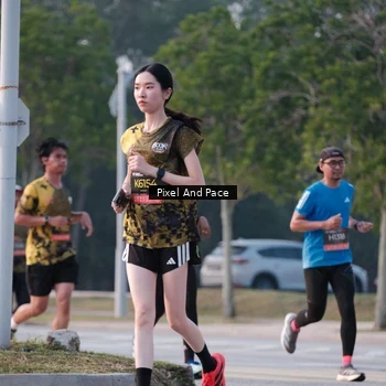 Runner Photo 6766648