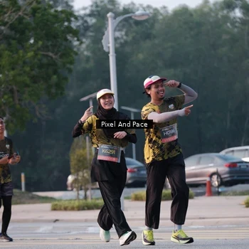 Runner Photo 6766661