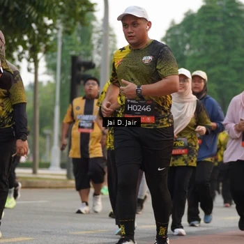 Runner Photo 6766676