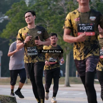 Runner Photo 6766685
