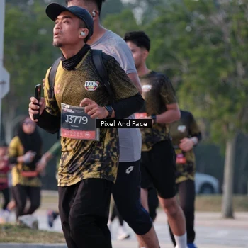 Runner Photo 6766694
