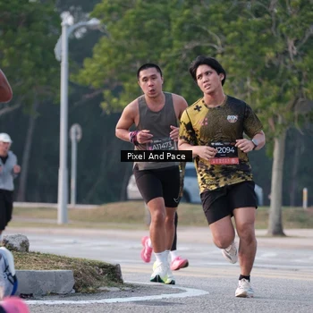 Runner Photo 6766714