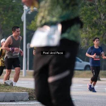 Runner Photo 6766716