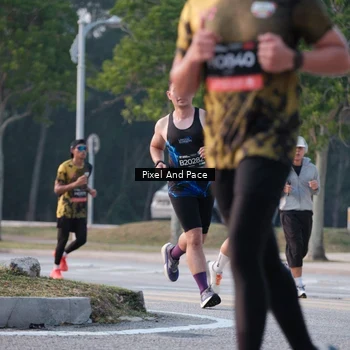 Runner Photo 6766727