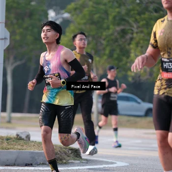 Runner Photo 6766738