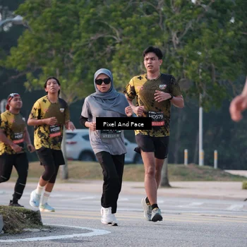 Runner Photo 6766744