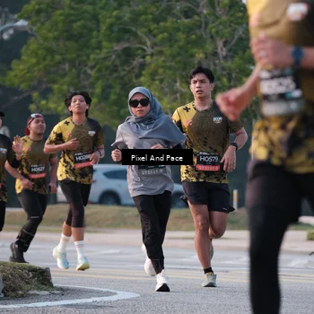 Runner Photo 6766747