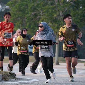 Runner Photo 6766748