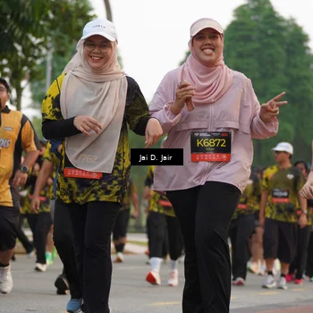 Runner Photo 6766758
