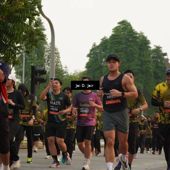 Runner Photo 6766776
