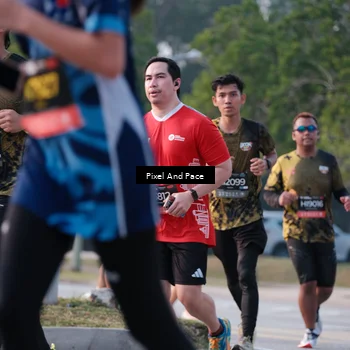 Runner Photo 6766779