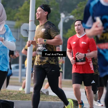 Runner Photo 6766780