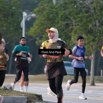 Runner Photo 6766816