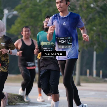 Runner Photo 6766823
