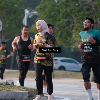 Runner Photo 6766827