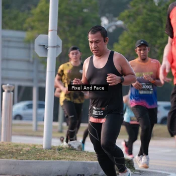 Runner Photo 6766850