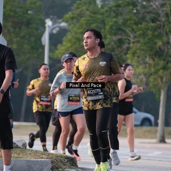 Runner Photo 6766851