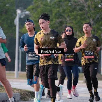 Runner Photo 6766862